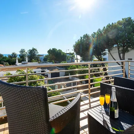Serene Spacious House - Swimming Pool & Garden Dom wakacyjny