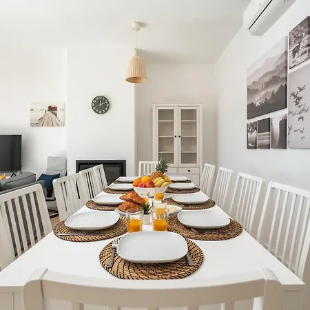 Dom wakacyjny Serene Spacious House - Swimming Pool & Garden Olhos de Agua (Albufeira)